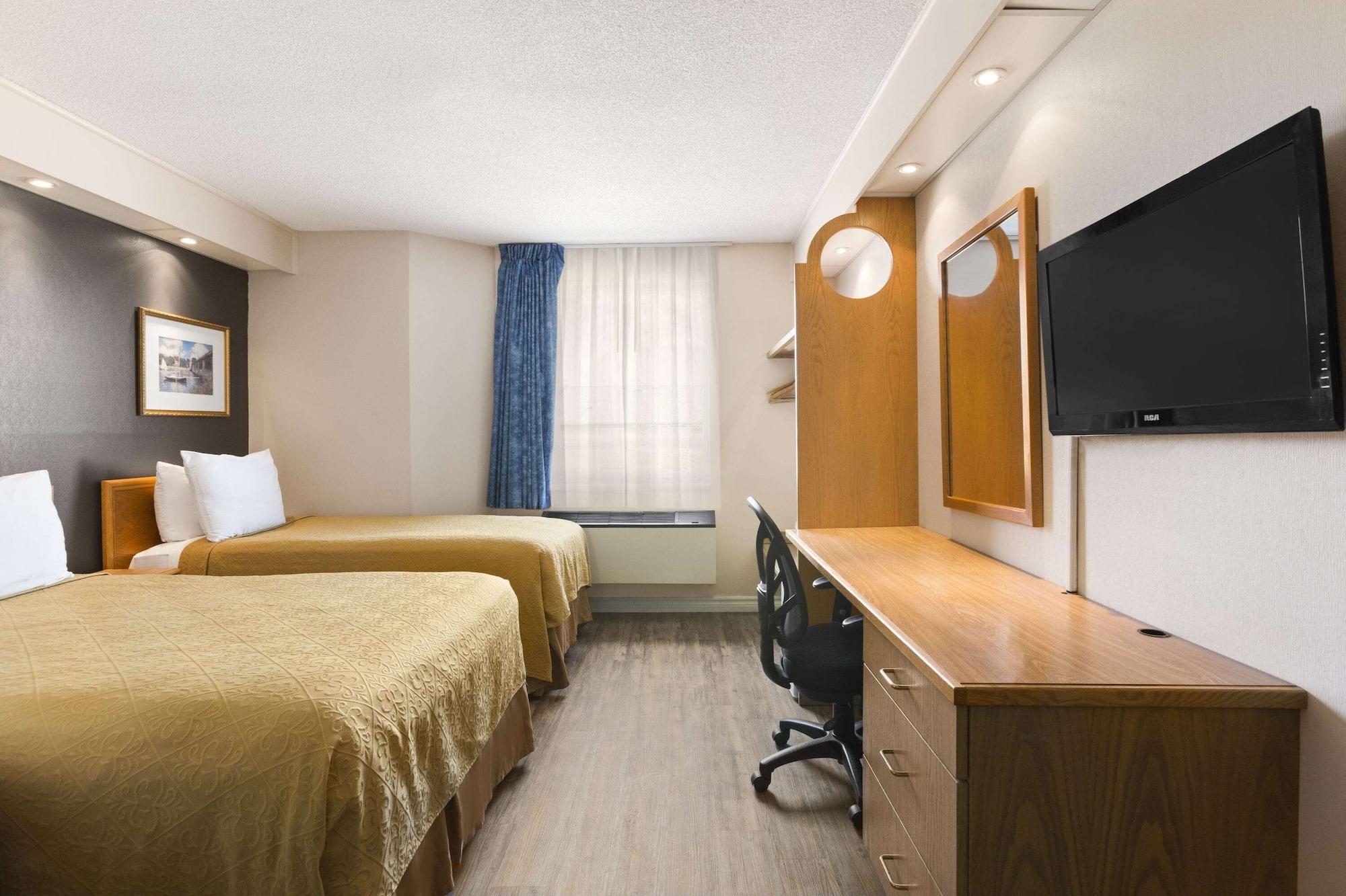 Spark By Hilton Brockville Buitenkant foto